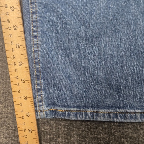 Levis 559 Jeans Mens 44x32 (Meas 42x29) Blue Straight Leg Relaxed Fit Light Wash - Picture 5 of 12